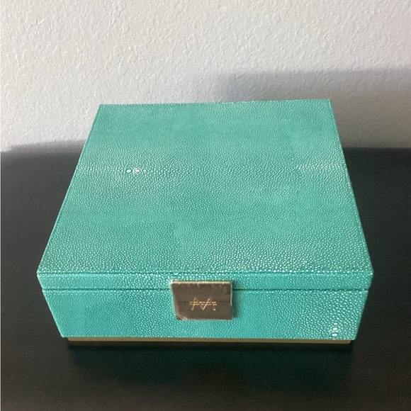 Del Mar Hasbro Monopoly Shagreen Faux Sharkskin Edition - Picture 9 of 10